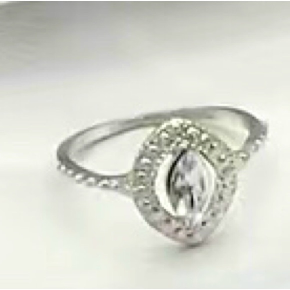 DIAMOND TIGER EYE RING